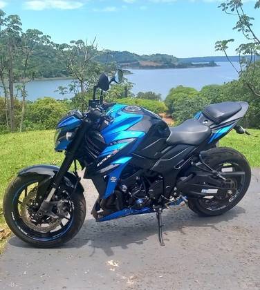 SUZUKI GSX-S750A 